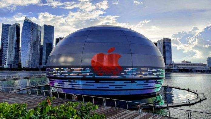 दुनिया का पहला floating Apple store सिंगापुर में खुला