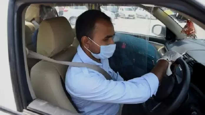 गाड़ी में अकेले हों, तब भी मास्क पहनना अनिवार्य: Delhi HC