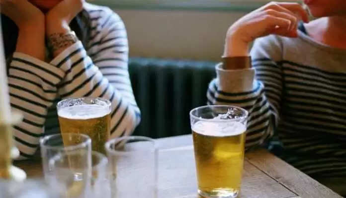 Ajab: Why do people start speaking English when drunk? Surprising revelation in research