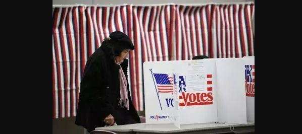 Virginia में व्यक्तिगत तौर पर मतदान स्थल पर जाकर वोटिंग करने की प्रक्रिया शुरू