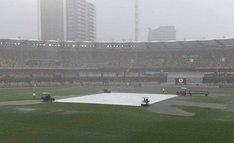 “केवल बारिश दल ही टीम इंडिया को बचा सकता है” – ट्विटर पर समय से पहले खत्म होने वाली बारिश के बाद प्रतिक्रिया