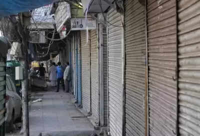 Delhi के व्यापारियों ने बैठक की, सोमवार से बाजार बंद रखने का बना रहे मन