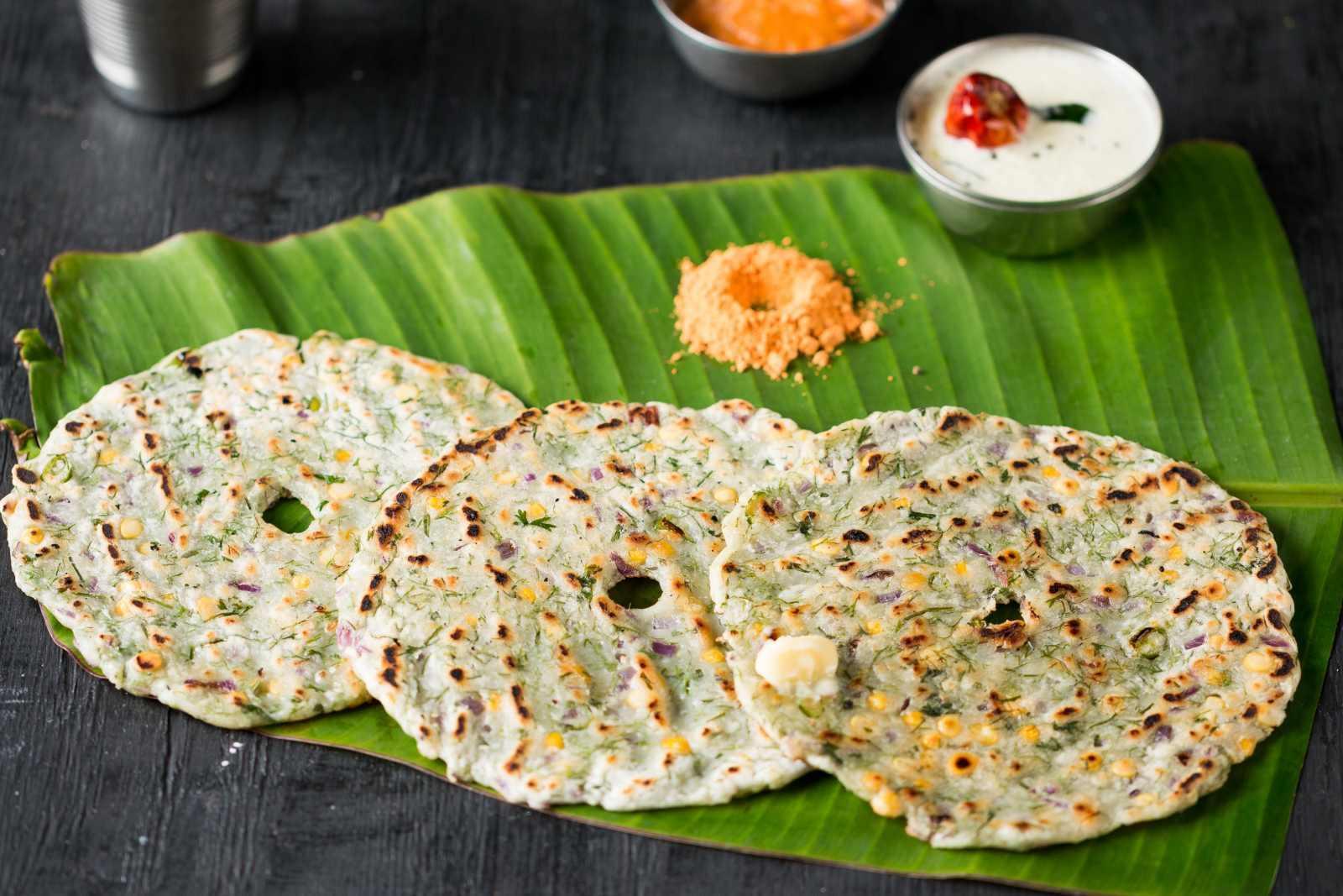 5-famous-vegetarian-street-food-in-india