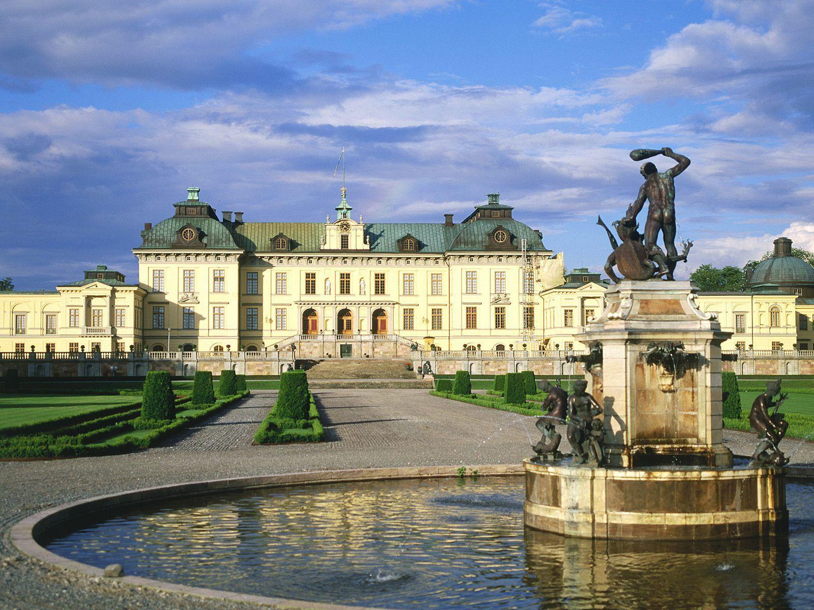 Drottningholm Palace: A Main Attraction of Swedish Beauty