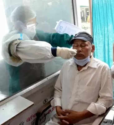 Madhya Pradesh में कोरोना मरीजों को निजी अस्पतालों में भी मुफ्त इलाज मिलेगा