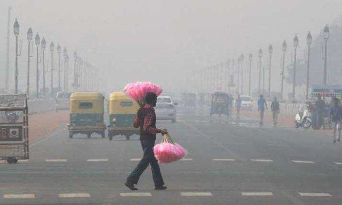 Delhi’s air की गुणवत्ता में मामूली सुधार