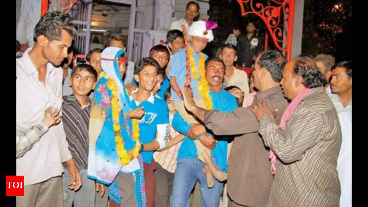 Unique Holi Tradition in Rajasthan: Symbolic Marriage of Boys
