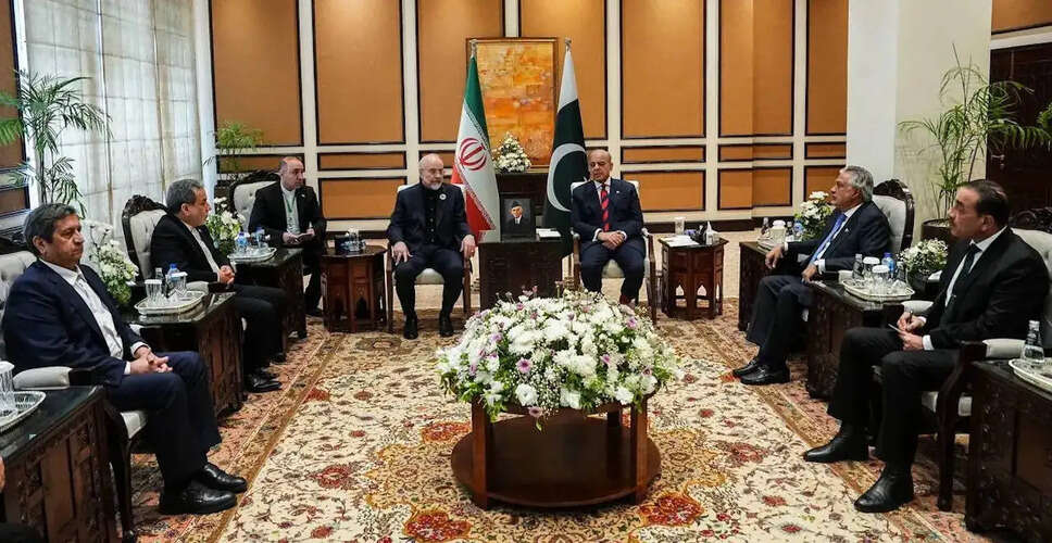 Iran's Diplomatic Stance Reflected in Attire During Islamabad Talks