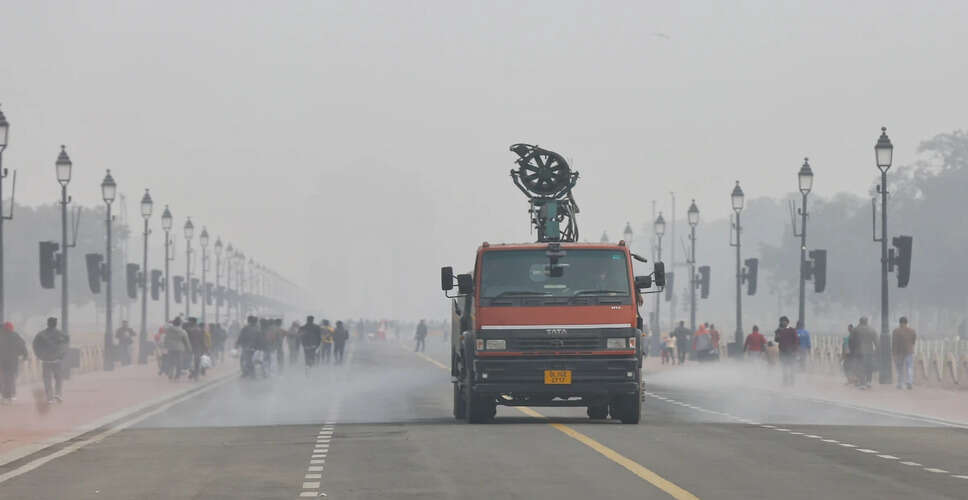 Severe Air Quality Crisis Hits Delhi with AQI Soaring to 414