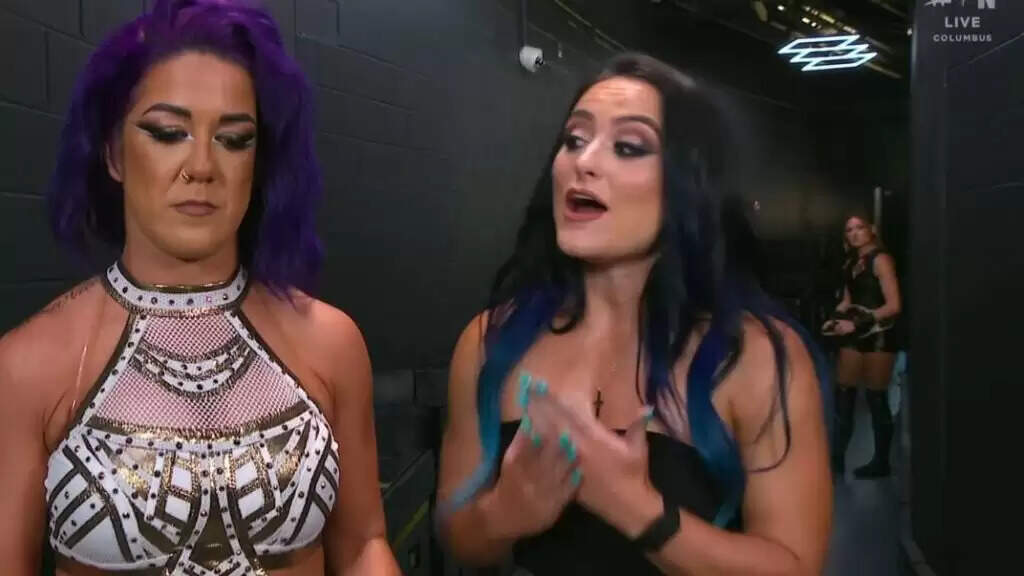 Becky Lynch Retains Women's Intercontinental Championship Amid Controversy on WWE Raw