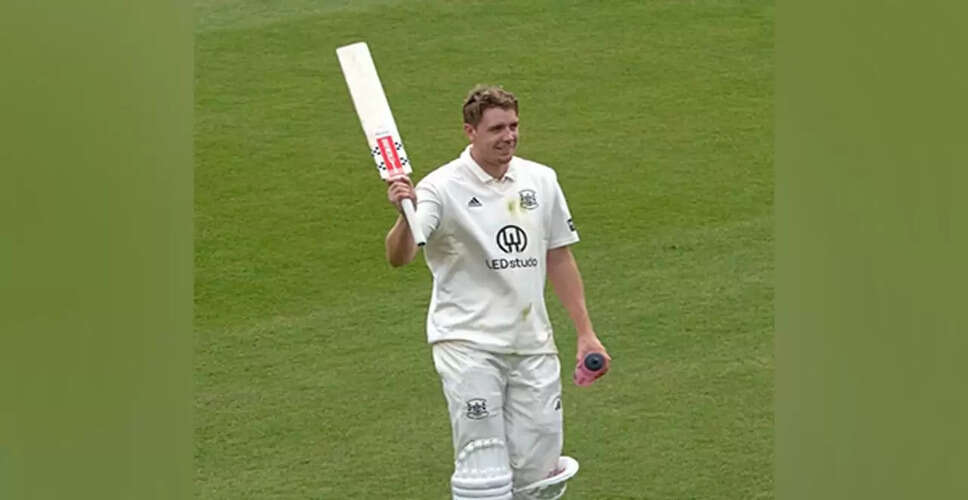 Cameron Green's Uncertain Future at Number Three Ahead of Ashes