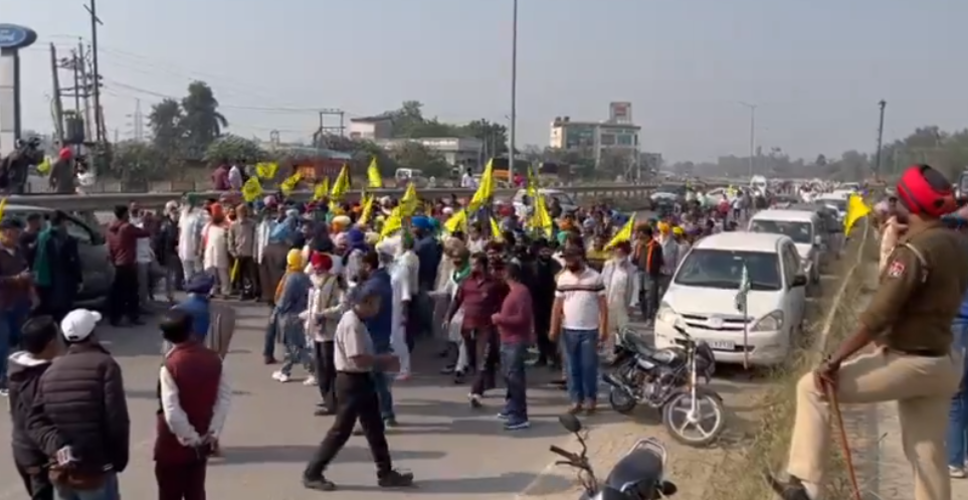Punjab: Sugarcane farmers start indefinite protest over procurement price