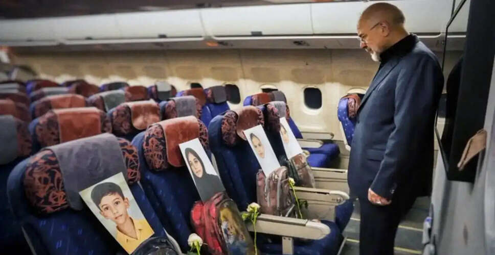 Iran's Parliament Speaker Responds to Trump's Strait of Hormuz Blockade Threat