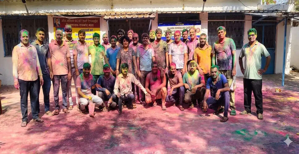 Vibrant Holi Celebration at Railway Association in Jaipur