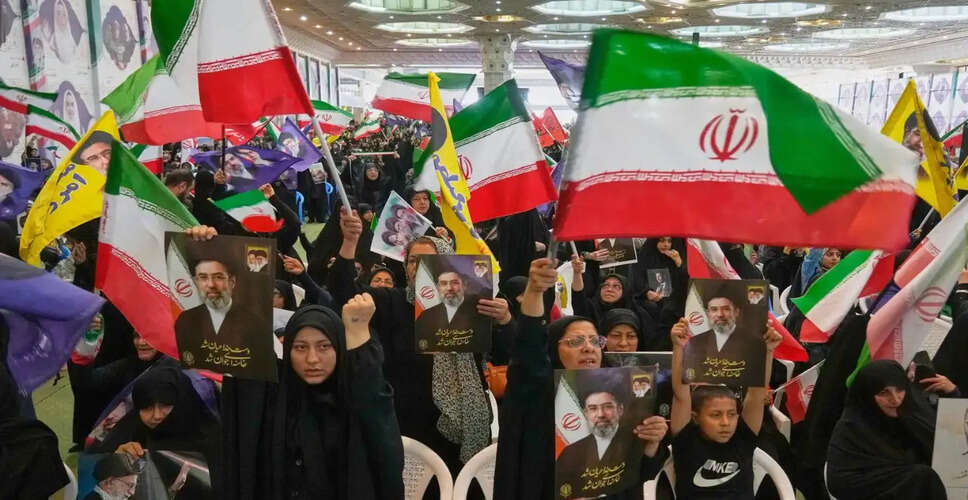 US Conducts Military Strikes in Southern Iran Amid Ongoing Peace Talks