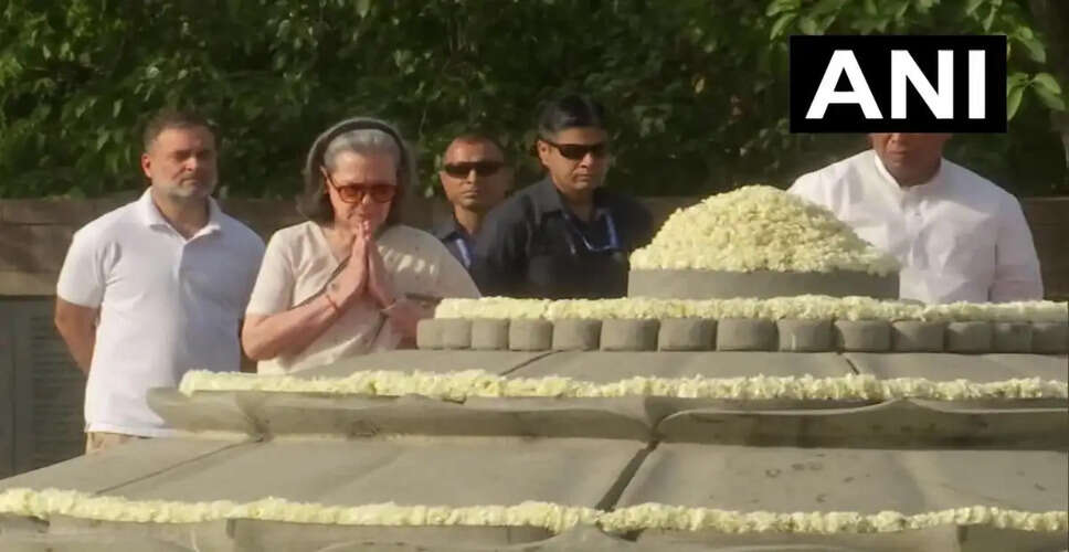 Nation Remembers Former PM Rajiv Gandhi on His Death Anniversary
