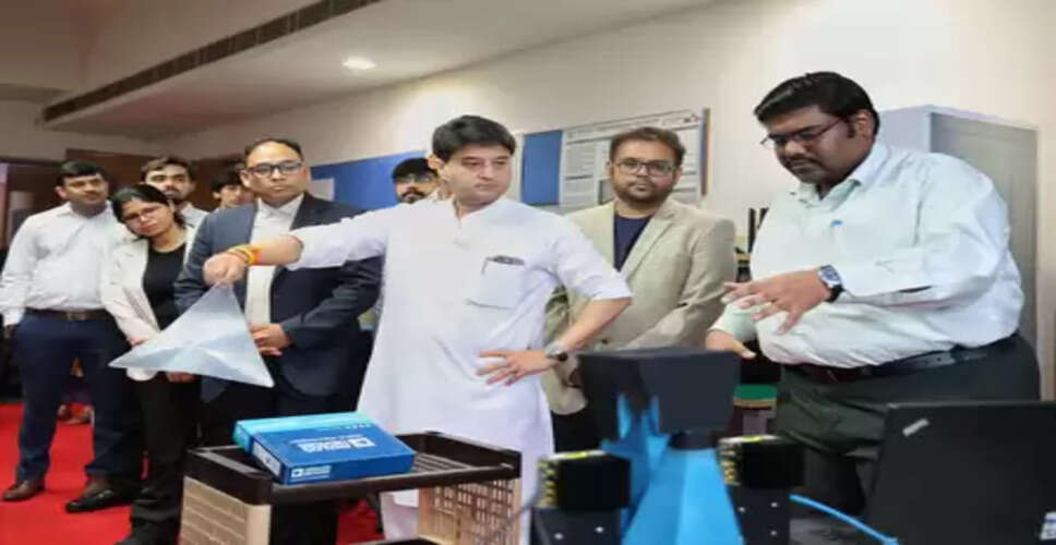 Youth should lead India&rsquo;s next chapter as &lsquo;Vishwaguru Bharat&rsquo;: Jyotiraditya Scindia