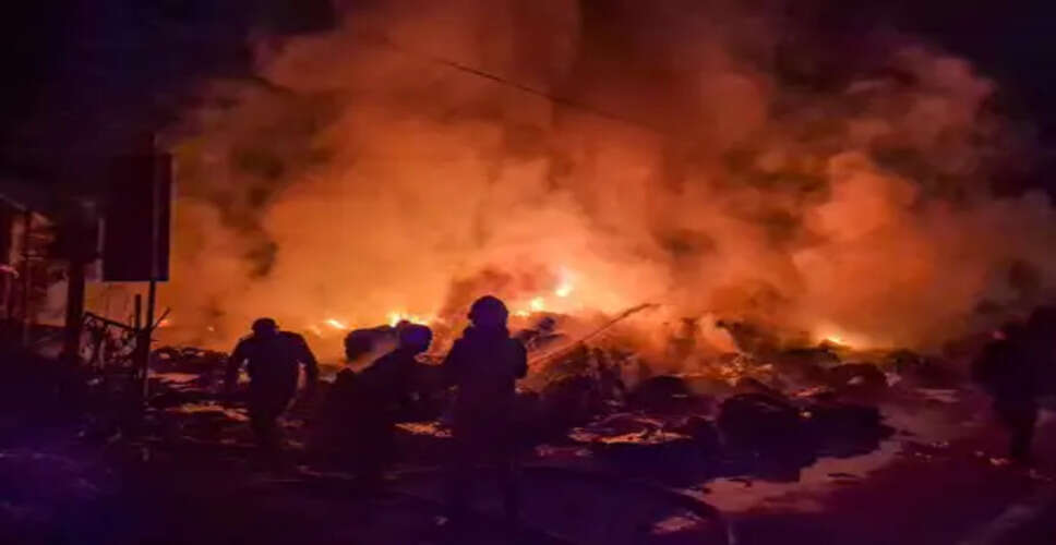 Tragic Blaze Claims Lives of Five on Delhi-Mumbai Expressway: What Happened?