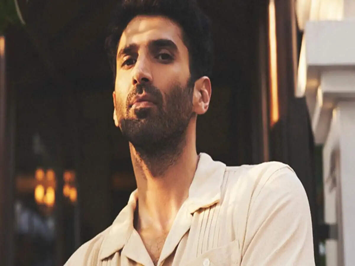 Aditya Roy Kapur and Tara Sutaria Star in Upcoming Musical Love Story
