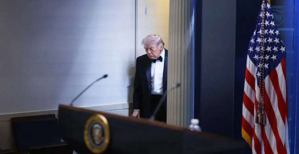 Political Turmoil Following White House Correspondents&rsquo; Dinner Shooting