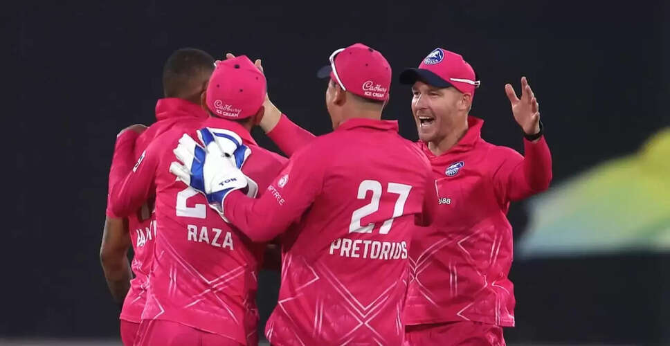 Ottneil Baartman Shines with Hat-Trick as Paarl Royals Secure SA20 Playoff Spot