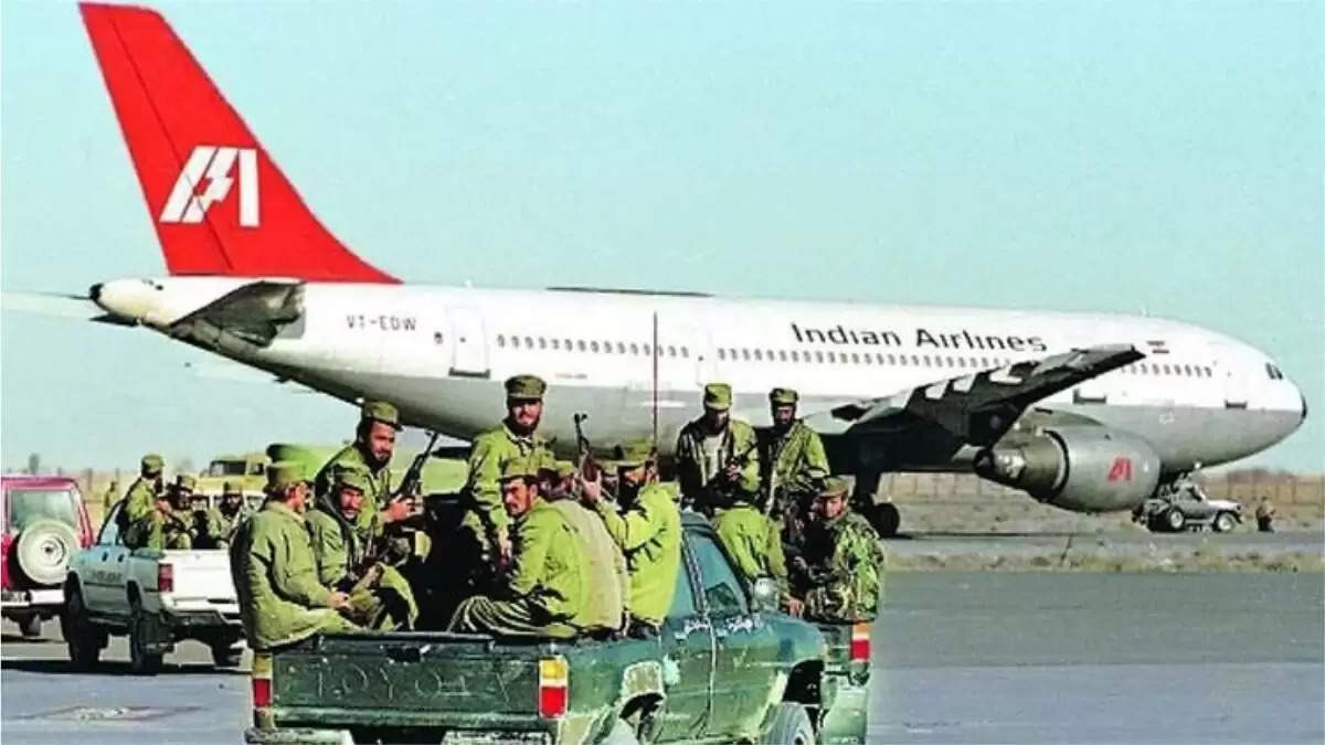 the pilots of the Indian plane taken to Kandahar said after the capture of Taliba