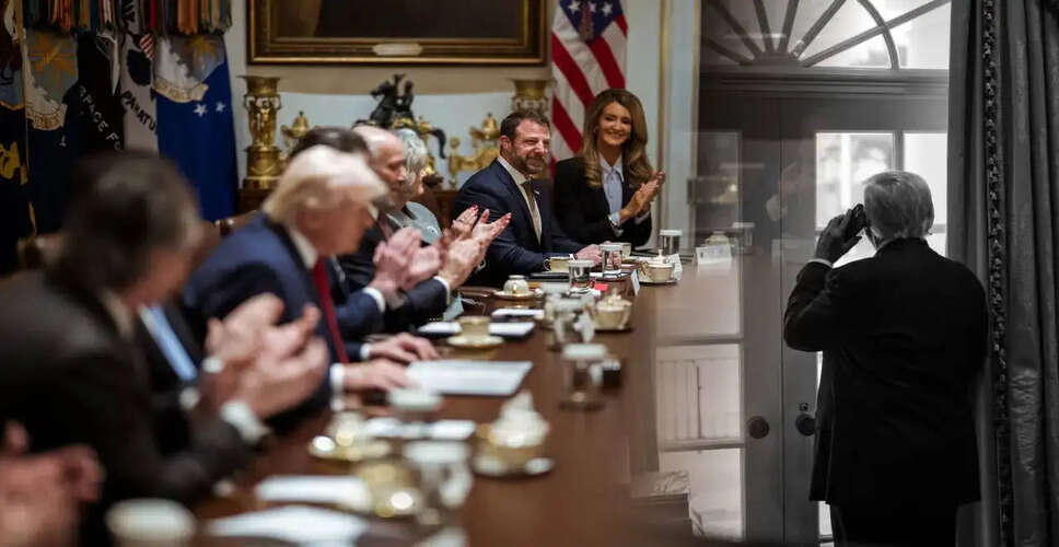 White House's Mysterious Social Media Posts Spark Speculation