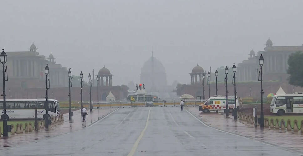 Severe Weather Alerts Issued Across India: Heavy Rain and Thunderstorms Expected