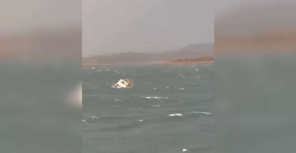 Tragic Cruise Boat Capsize in Madhya Pradesh Claims Nine Lives