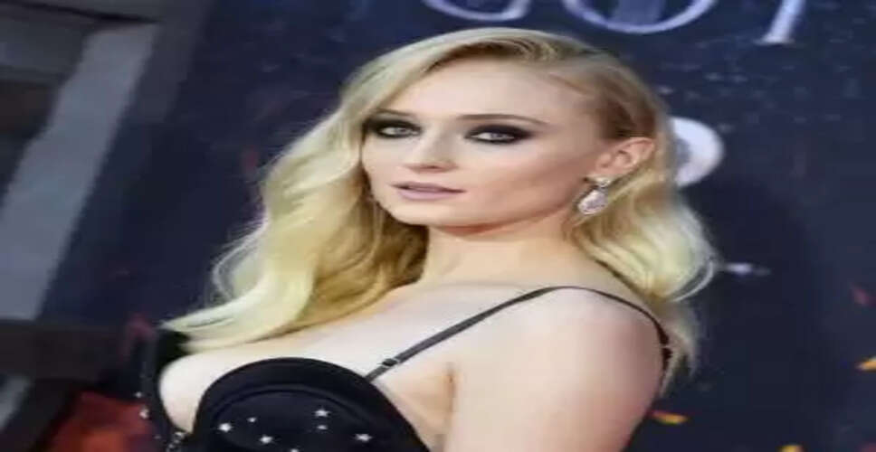 Sophie Turner’s Love Life Takes Another Hit: Split from Peregrine Pearson