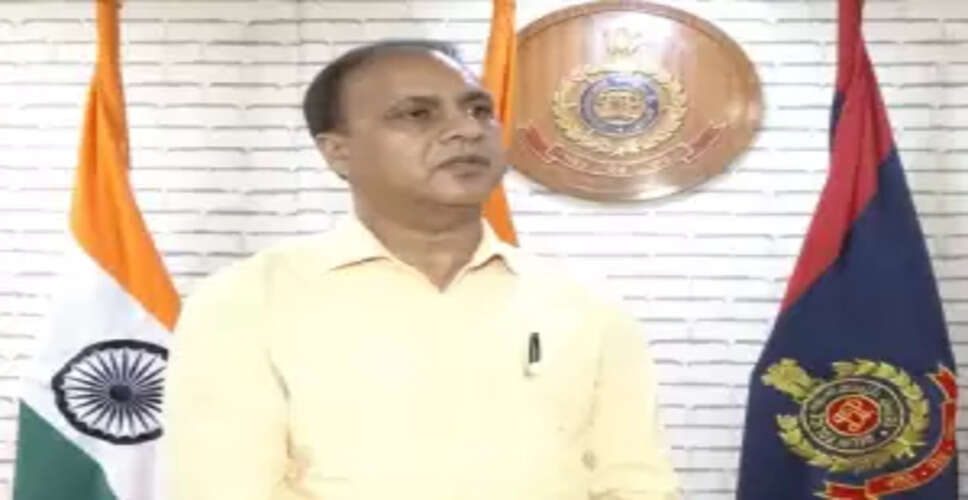 Delhi's Crackdown: 900 Illegal Bangladeshi Nationals Set for Deportation