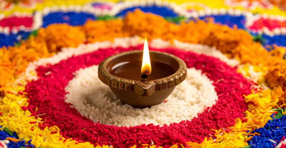 Five Auspicious Places to Light a Lamp for Prosperity on Fridays