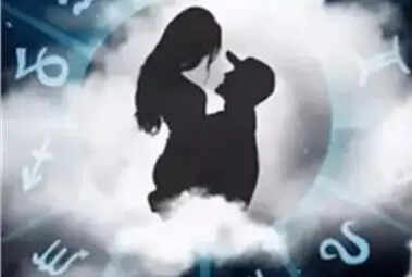 April 2026 Love Horoscope: Insights for All Zodiac Signs