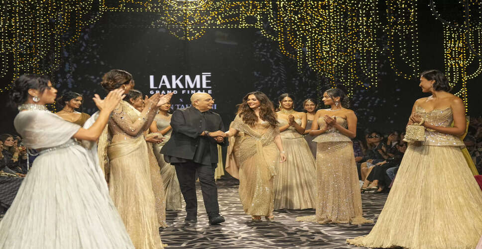 Aneet Padda Shines as Showstopper for Tarun Tahiliani at Lakme Fashion Week