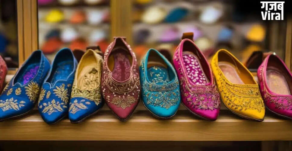 Stylish Footwear Options for Traditional Office Outfits