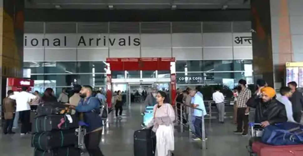 Indians Return Home from Muscat: Passengers Share Their Experiences Amid Tensions