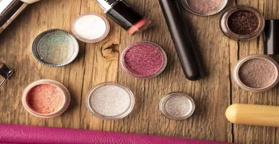 Effective Hacks to Revive Dried Makeup Products