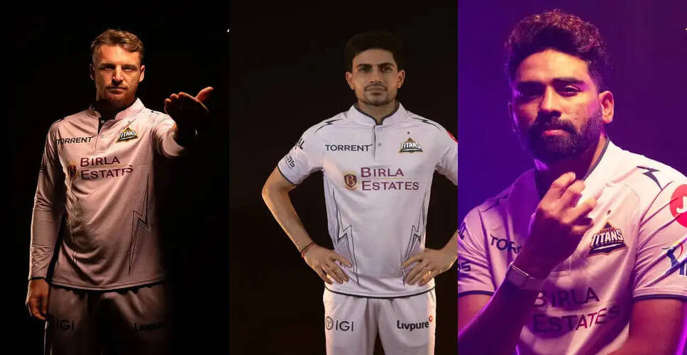 Gujarat Titans Sport Lavender Jersey in IPL Match Against Sunrisers Hyderabad