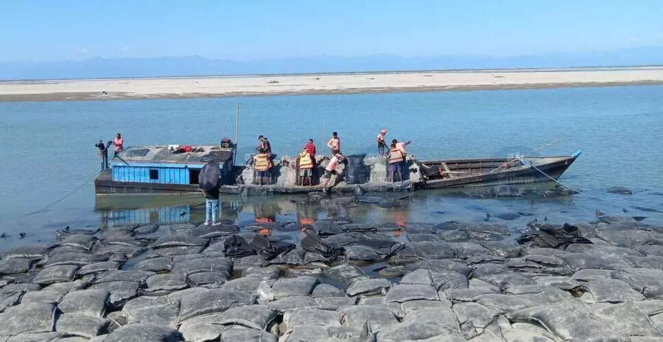 Dibrugarh Press Club Assesses Erosion Control Efforts Along Brahmaputra