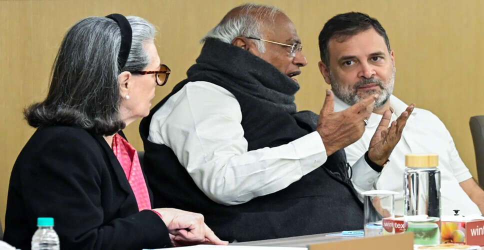 Congress President Calls for National Campaign Against MGNREGA Repeal