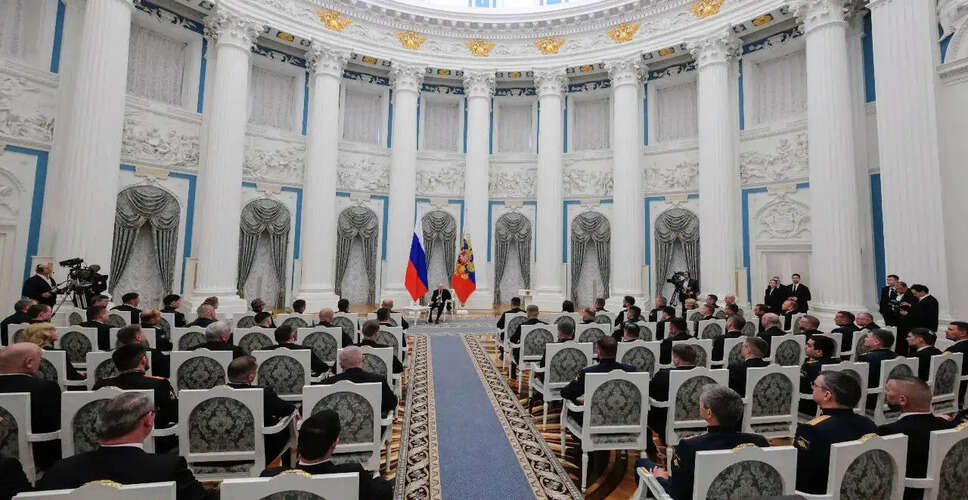 Russia Invites Foreign Journalists to Ukrainian Attack Site Amid Media Restrictions