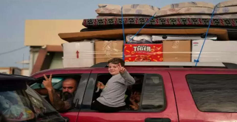 Iran Declares Strait of Hormuz Open for Commercial Traffic Amid Ceasefire