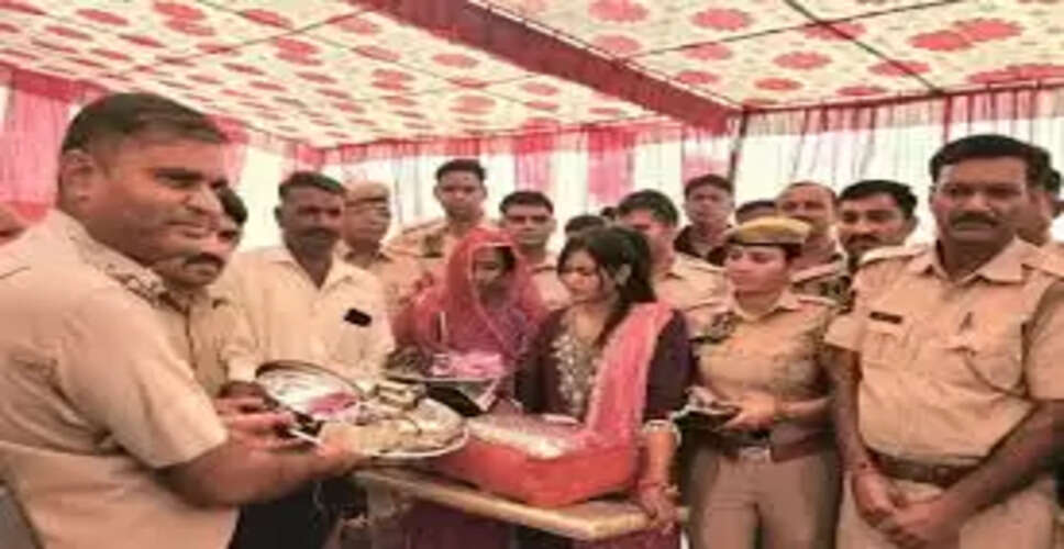 Kalwar Police Show Compassion by Supporting Local Wedding