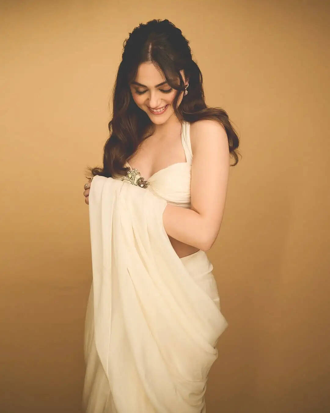 Timeless Elegance: Modern Actresses Embrace Vintage White Ethnic Wear