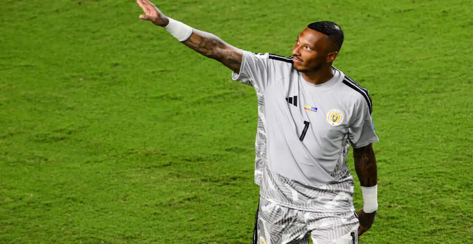 Eloy Room Sets Record with 15 Saves in FIFA World Cup Match