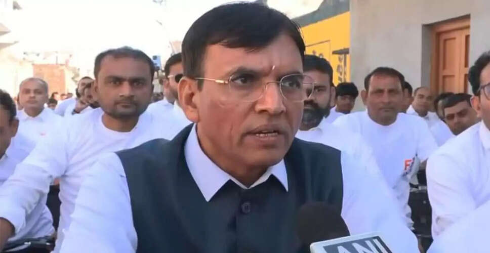 Union Sports Minister Promotes Cycling and Self-Reliance at Hanol Festival