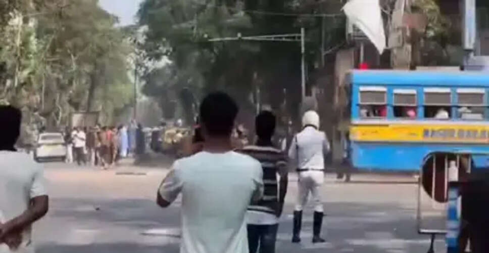 What Sparked the Violence in Kolkata's Girish Park During Modi's Visit?