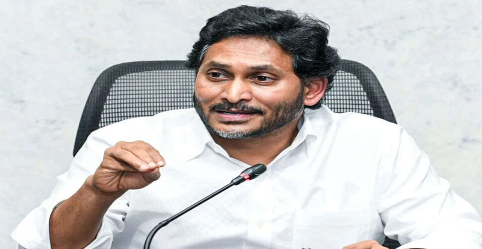 YSR Congress Criticizes TDP Government Over Village Secretariat Staff Issues