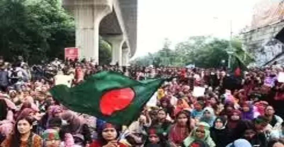 Protests Erupt in Dhaka: Jatiyatabadi Chhatra Dal Accuses Election Commission of Bias