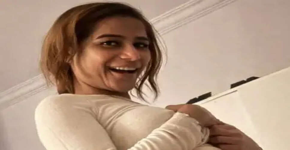 Is Poonam Pandey's Pregnancy Announcement a Hoax? Fans Speculate!